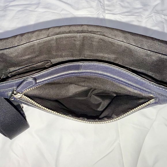 Coach Sullivan Small Messenger Sport Calf Leather Midnight/Denim F72108 - Picture 12 of 13